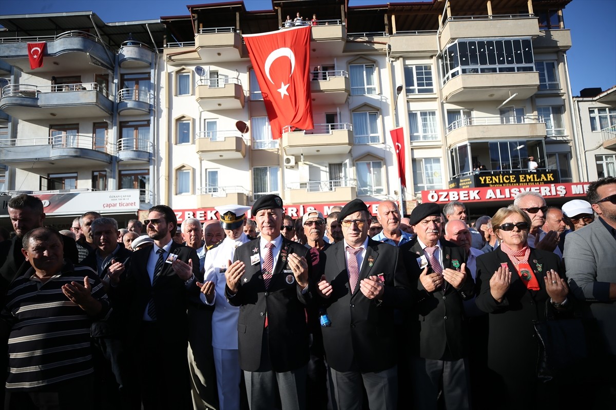 Ağrı'da Şehit Olan Piyade Uzman Çavuş Burak Geniş'in Cenazesi Yenice'de Toprağa Verildi