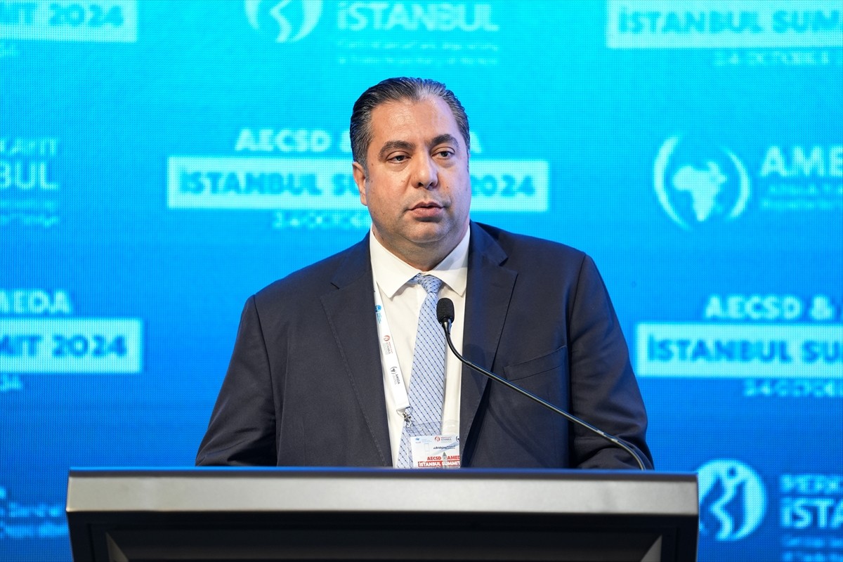 İstanbul'da AECSD & AMEDA Zirvesi: Proje Yönetimi ve Blockchain Uygulamaları