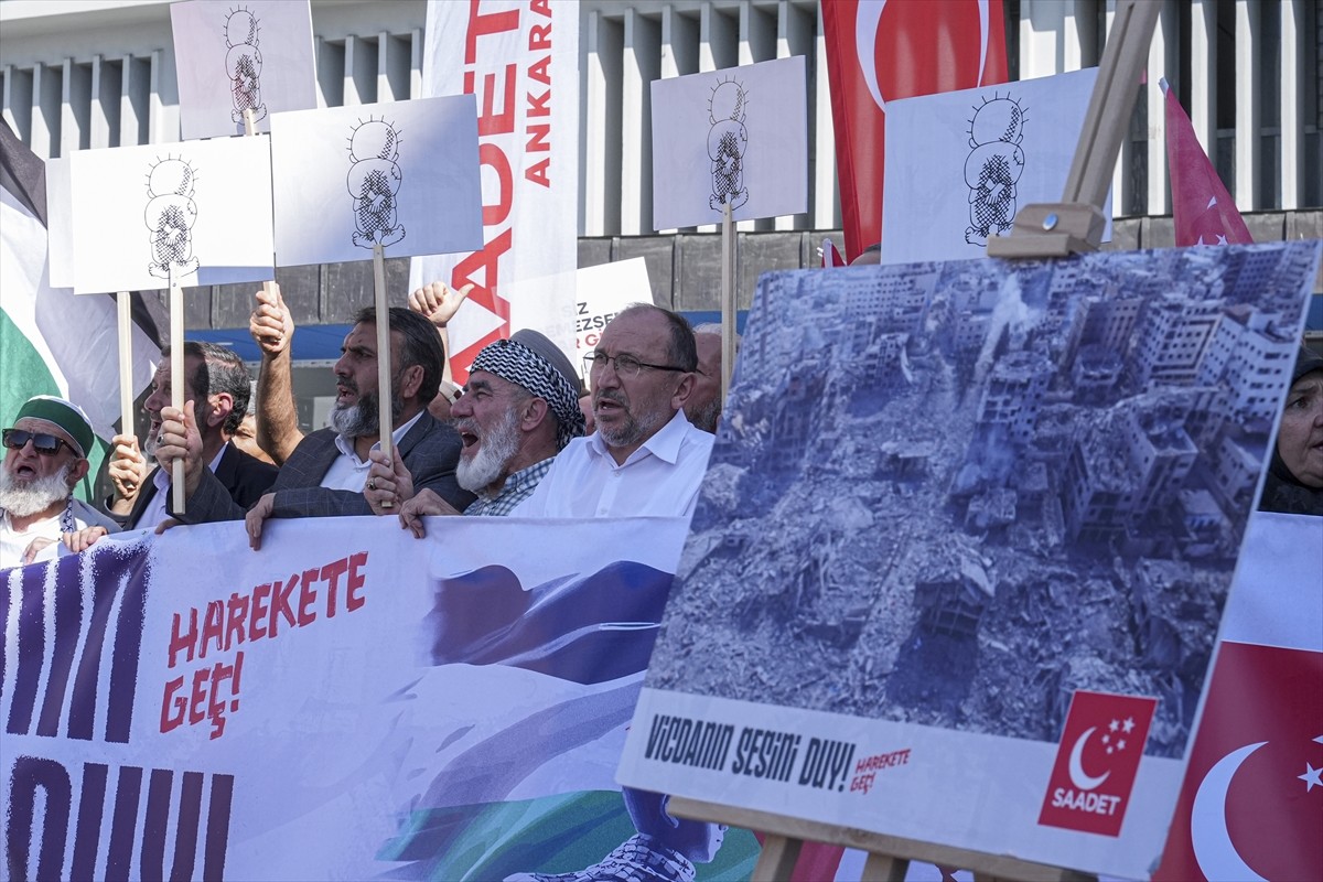 Saadet Partisi'nden İsrail Protestosu