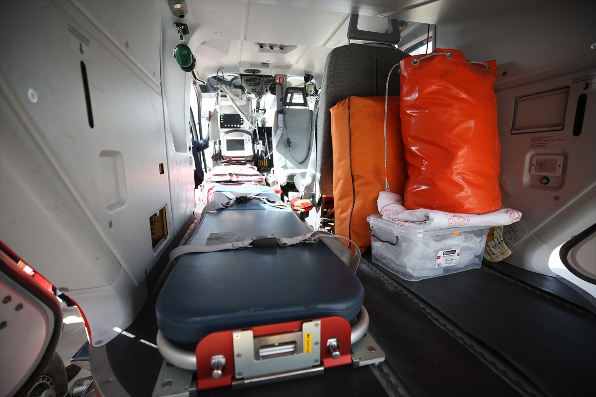 Çanakkale'ye Yeni Helikopter Ambulans Hizmeti Başladı