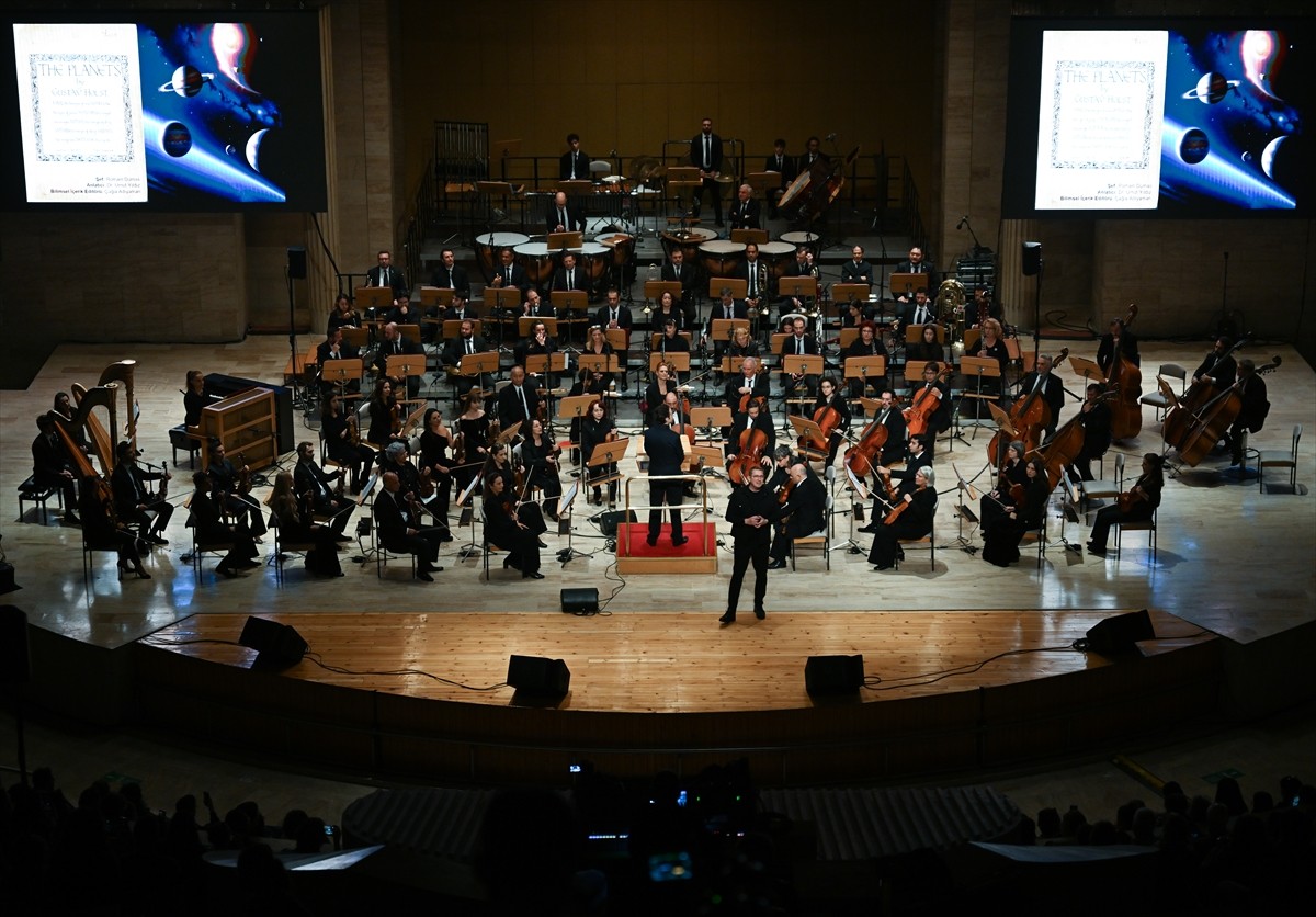 Bilkent Senfoni Orkestrası'ndan Uzay Temalı Konser: 'Gezegenler'