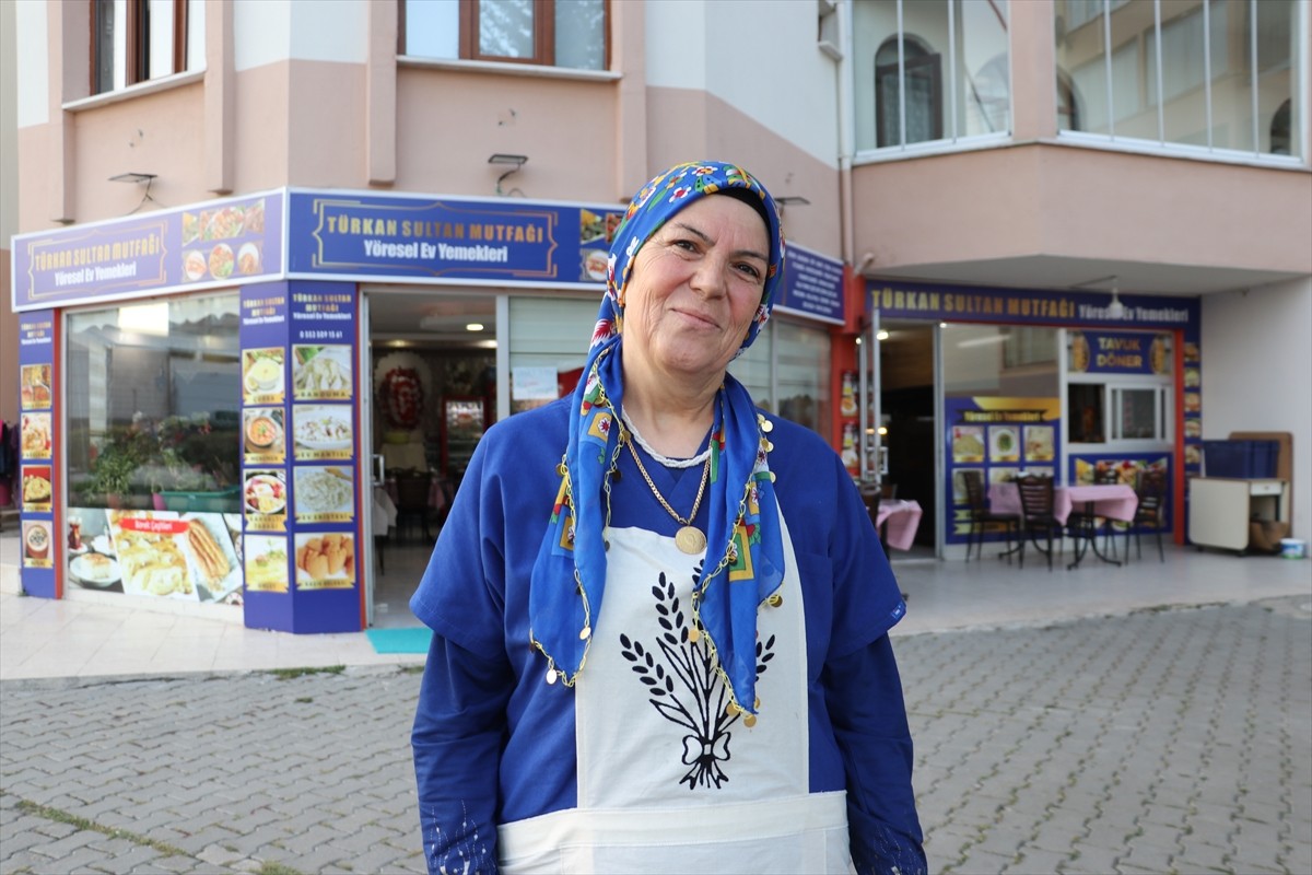 Kastamonu'da 60 Yaşında Restoran Açan Kadın Aşçının Hikayesi