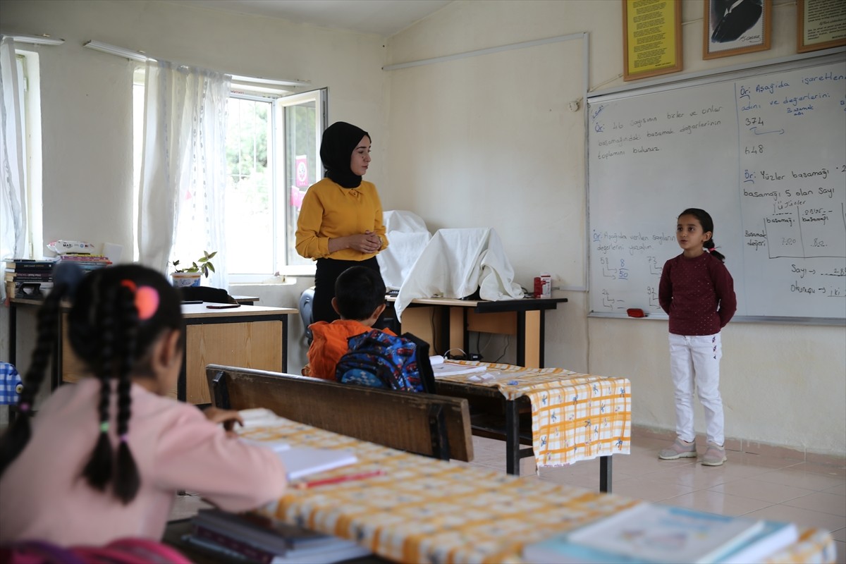 Boylu Köyü'nde Öğrenciler Geleceğe Hazırlanıyor