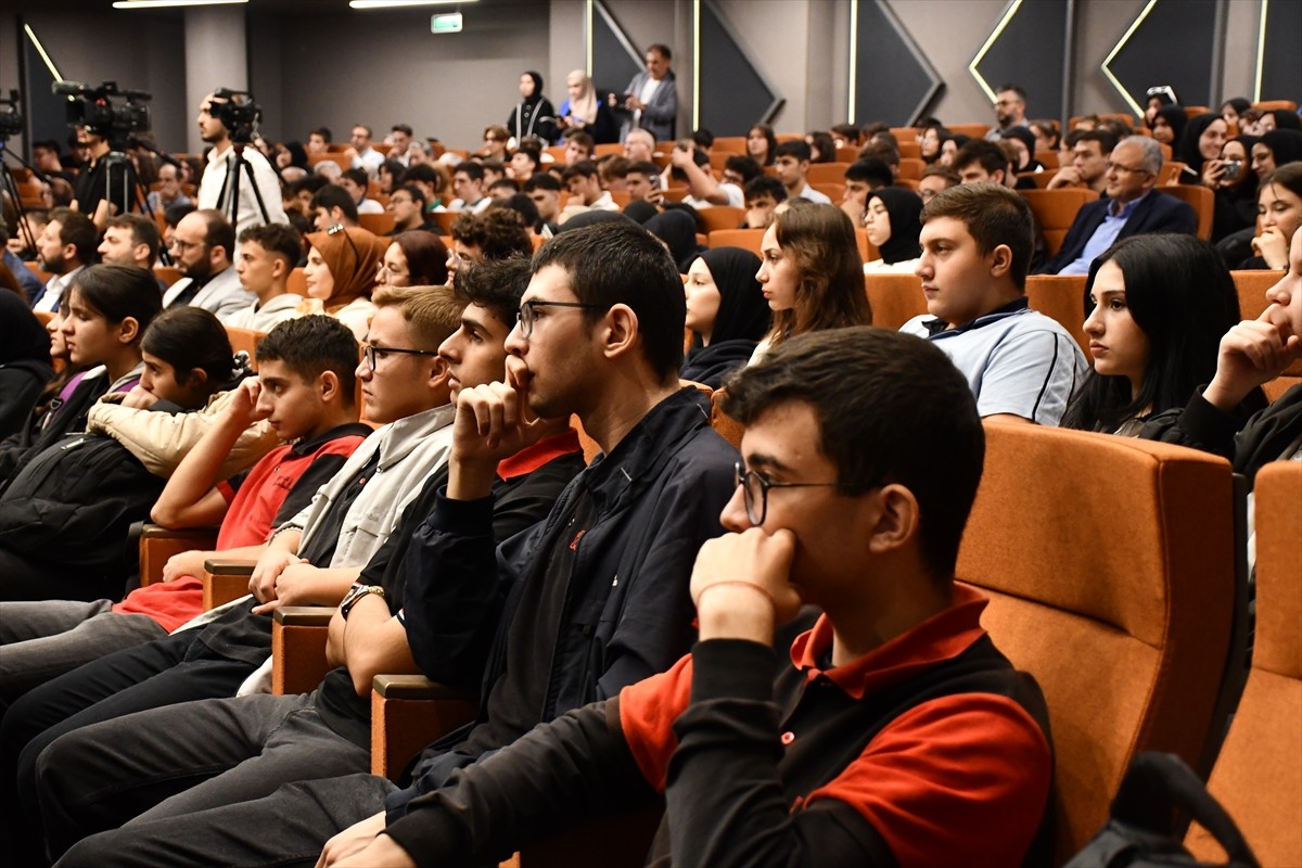 İyilik Okulu Projesi'nin 10. Yılı Kutlandı