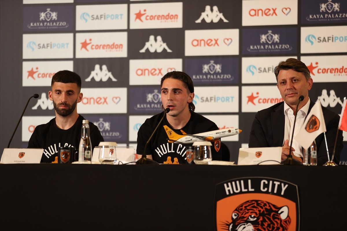 Abdülkadir Ömür'ün Premier Lig Hedefi ve Hull City Geçiş Süreci