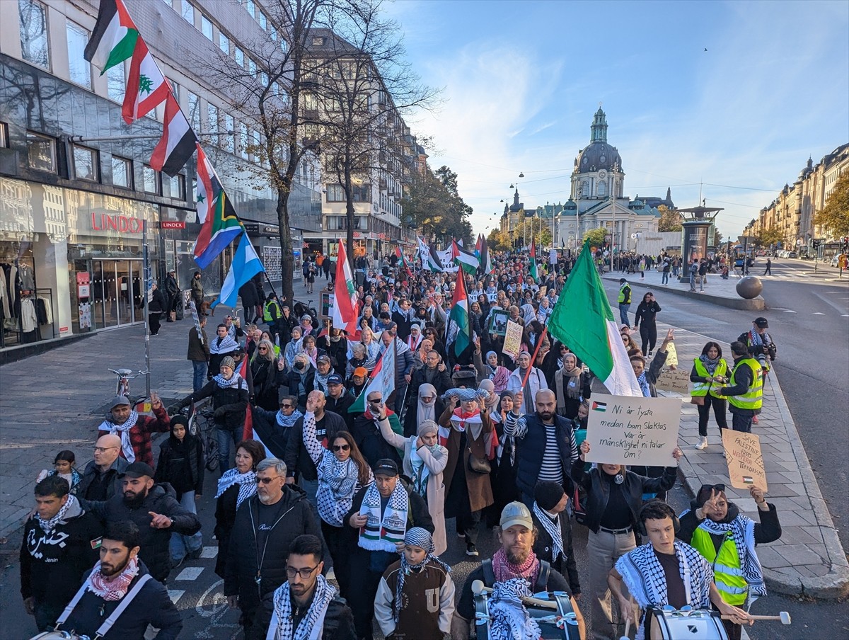 İsveç'te İsrail'in Gazze ve Lübnan Saldırılarına Protesto