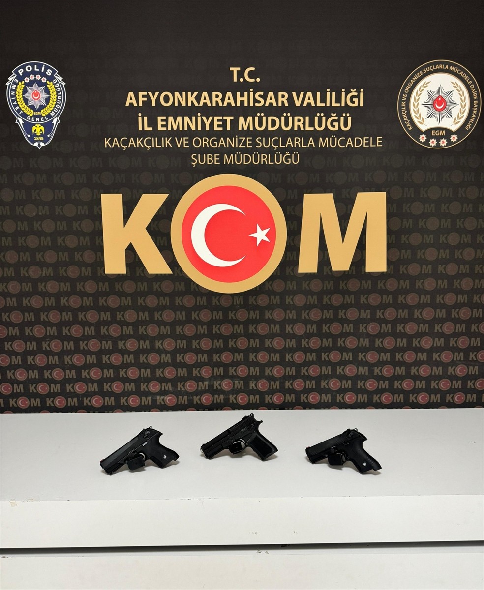 Afyonkarahisar'da Kaçakçılık Operasyonu: İki Şüpheli Tutuklandı