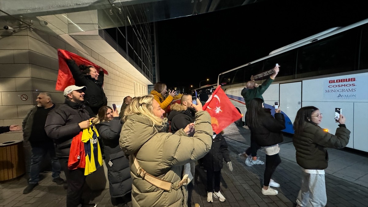 A Milli Futbol Takımı İzlanda'ya Ulaştı