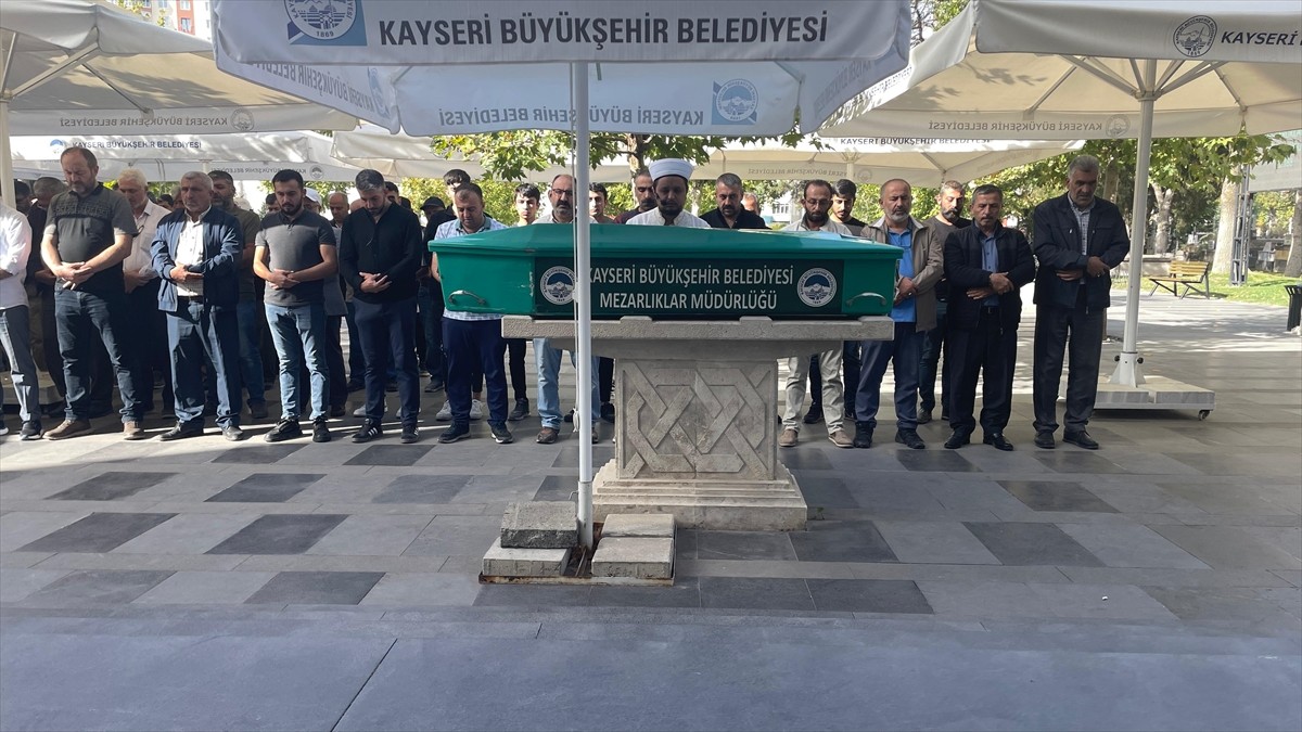 Kayseri'de Düğünde Yaşanan Silahlı Saldırı: Bir Kişi Hayatını Kaybetti