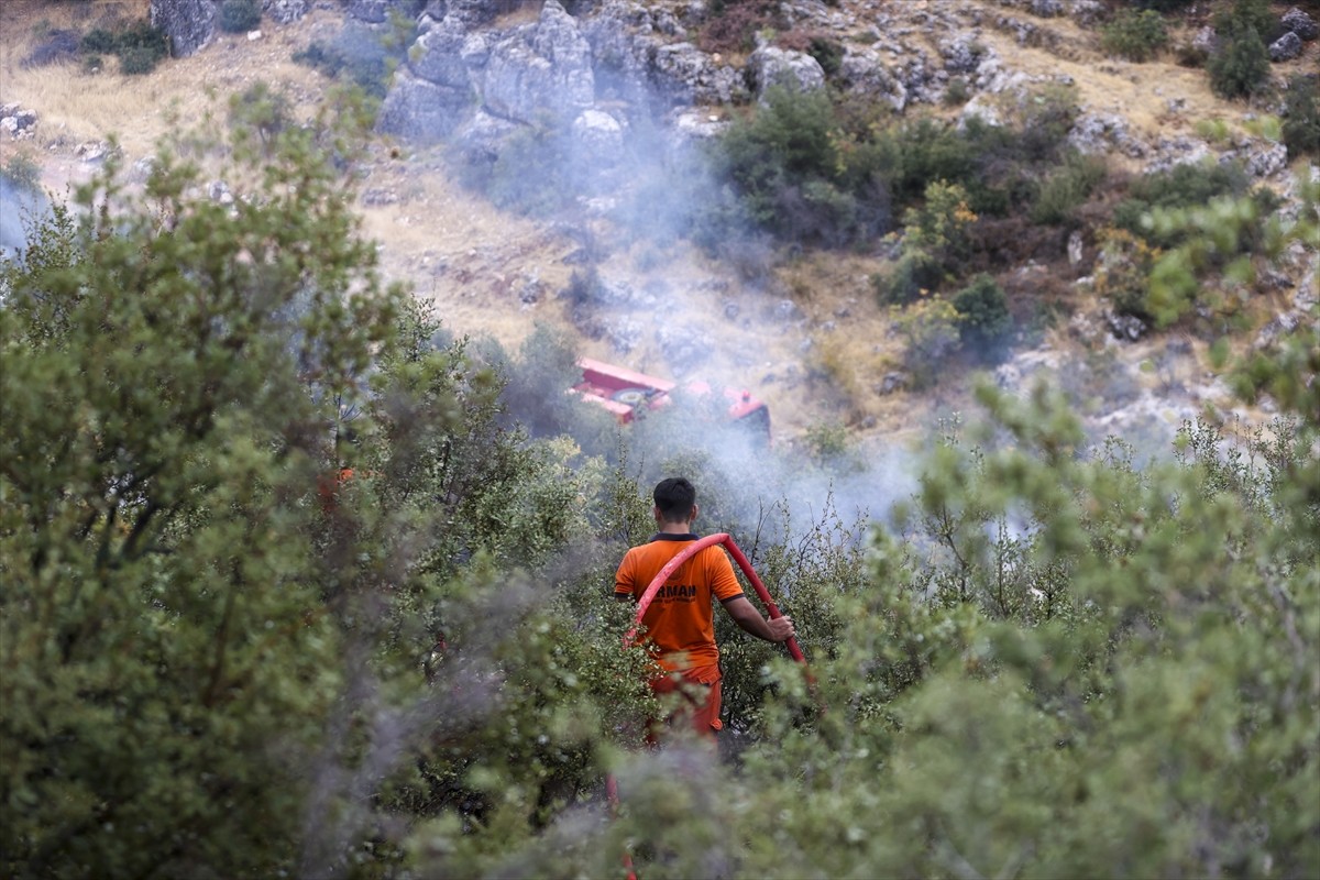 Gaziantep'te Orman Yangını Kontrol Altına Alındı