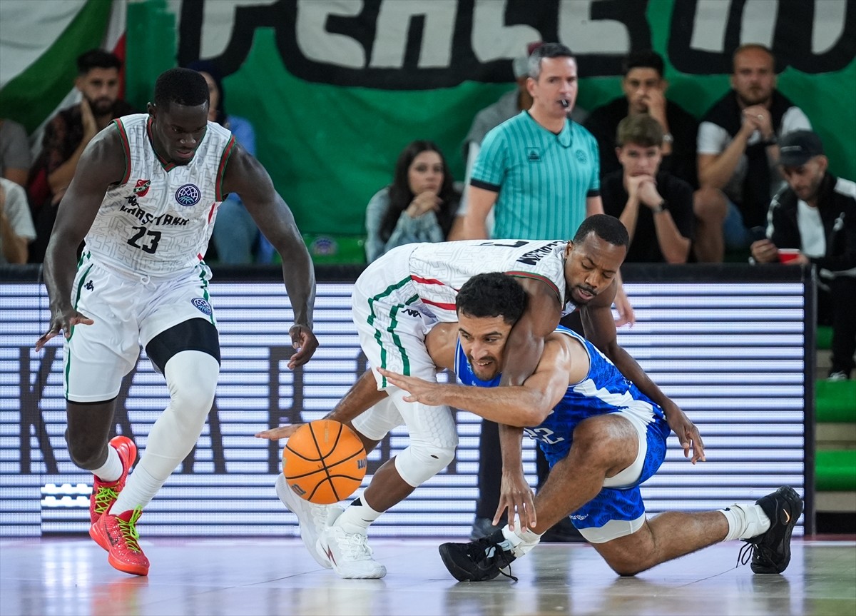 Karşıyaka, Saint-Quentin'i Yendi: 84-74