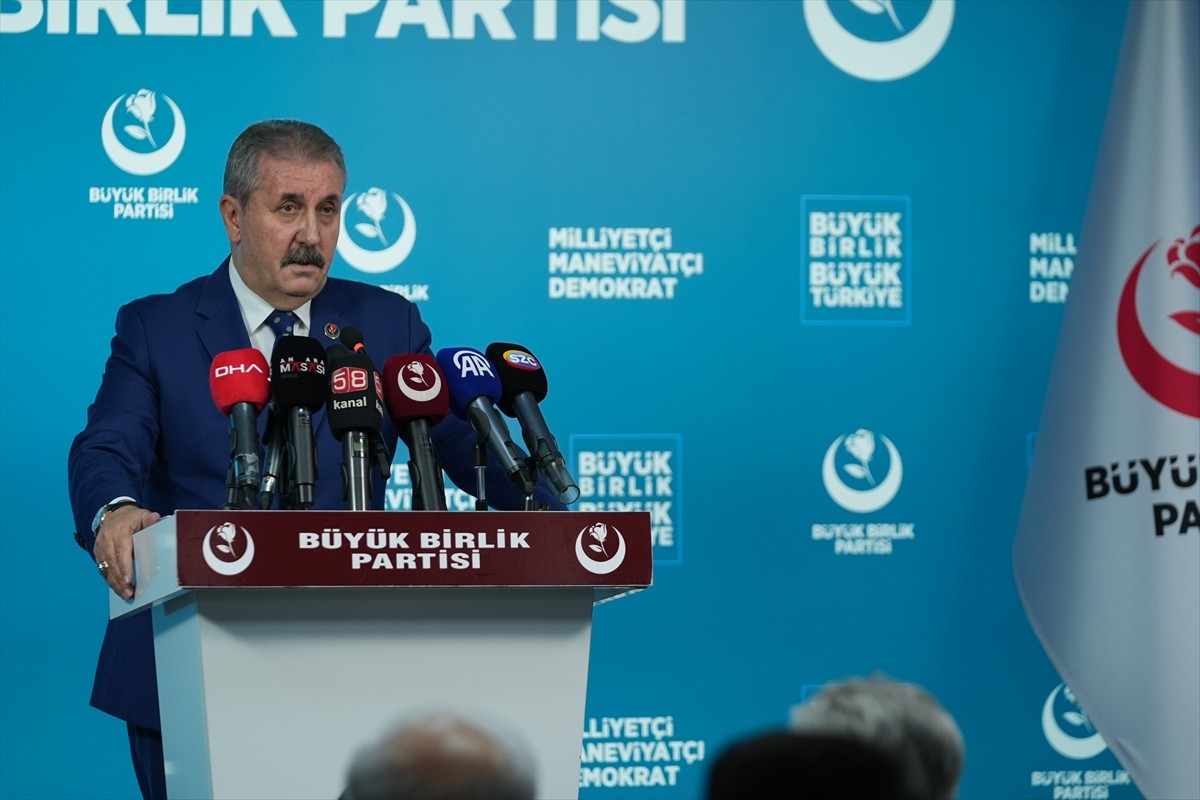 Mustafa Destici'den Güncel Değerlendirmeler: Infaz Sistemi ve Suç Politikasındaki Sorunlar