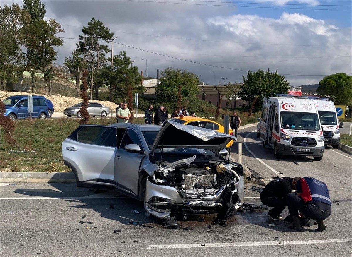 Kırklareli'nde Trafik Kazası: 4 Yaralı