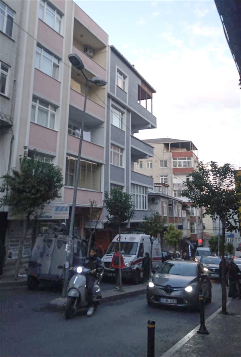 Şişli'de Baza Kapağının Düşmesi Sonucu Kadın Hayatını Kaybetti