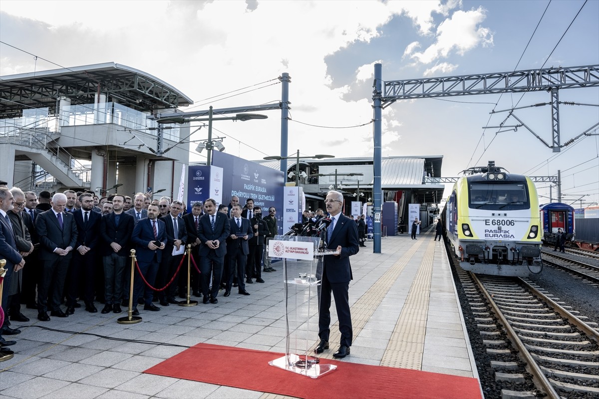 Türkiye'nin İlk Özel Uluslararası Yük Treni Seferlerine Başladı