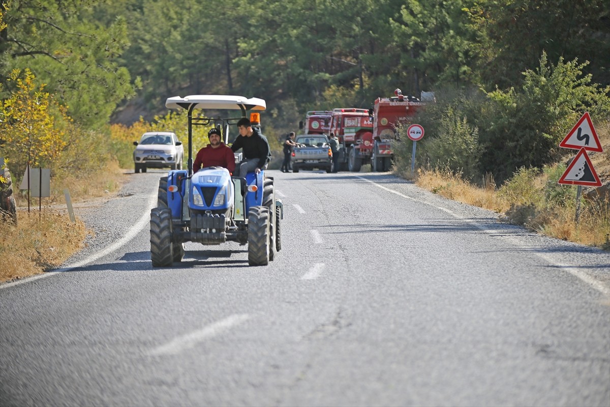 Menteşe'deki Yangına Yerel Destek