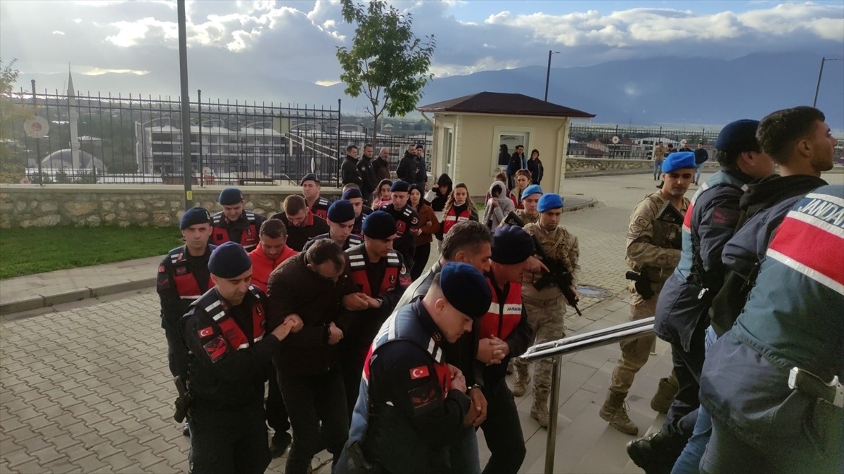 Bursa'da Organize Suç Örgütüne Yıldırım Hızıyla Operasyon