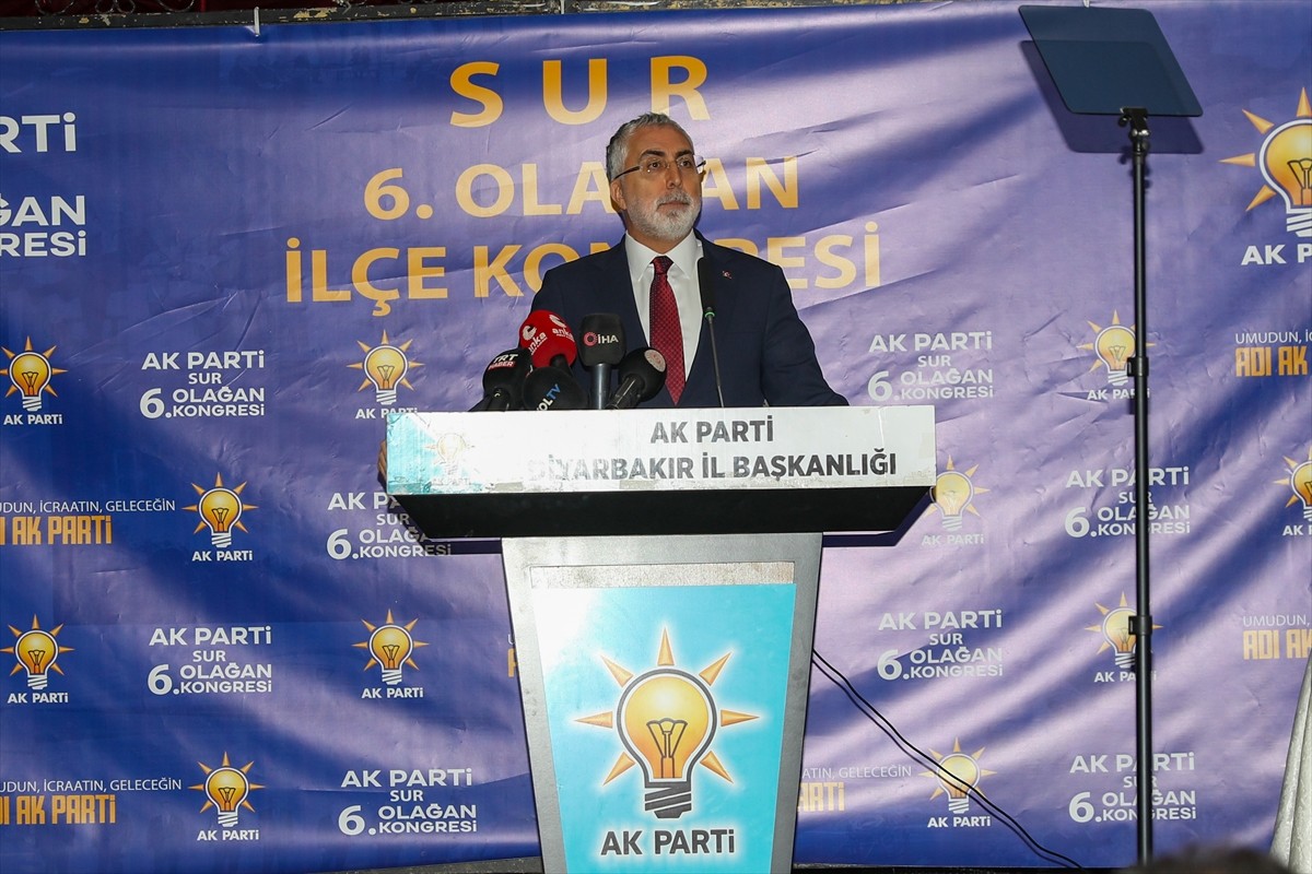 Bakan Işıkhan: 'Bu Ateş Bizi Yakabilir'