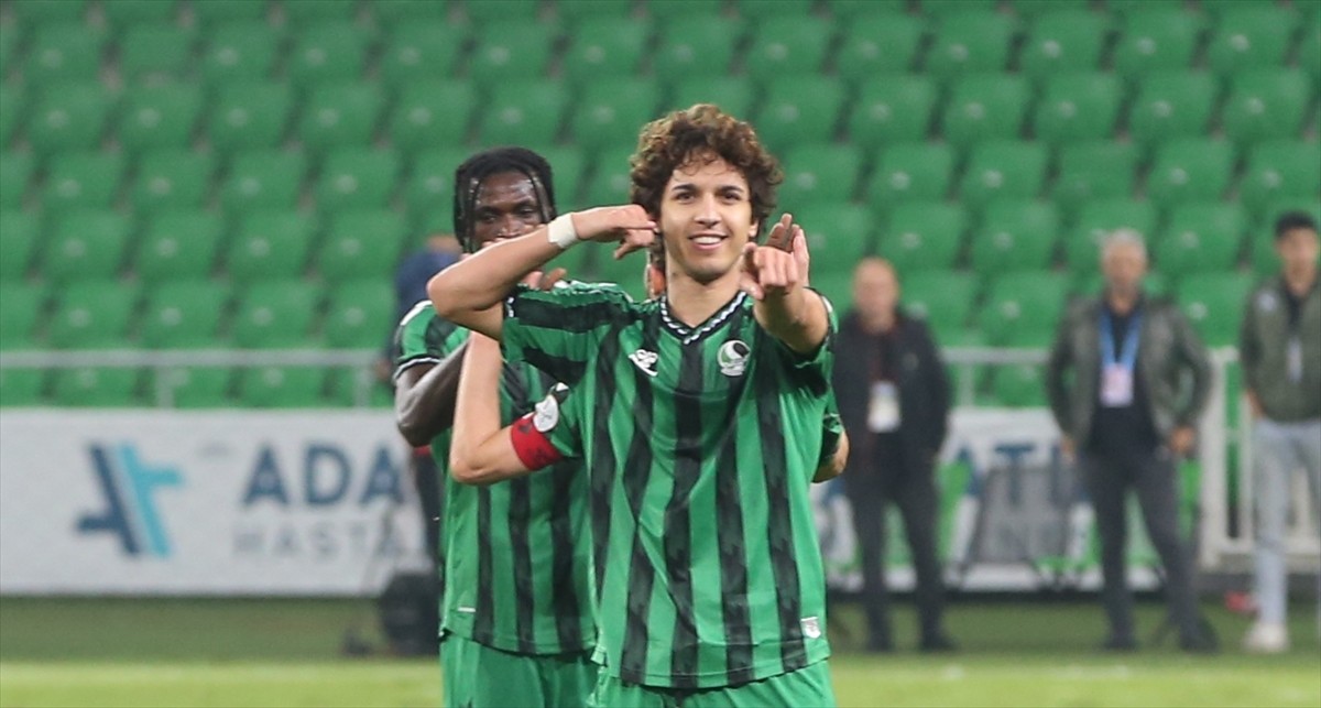 Sakaryaspor, Uğur Okulları İstanbulspor'u 3-1 Geçti