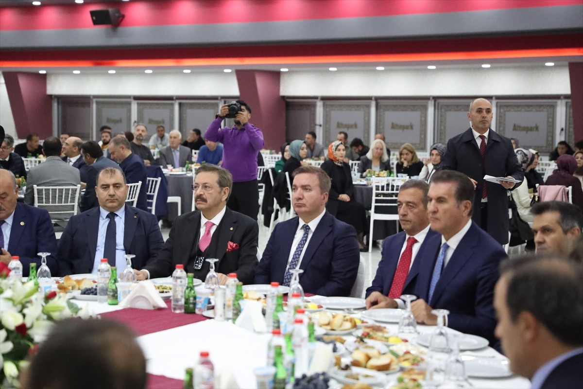 Erzincan’da İş Dünyası Buluşması: Hisarcıklıoğlu ve Vali Aydoğdu'dan Önemli Mesajlar