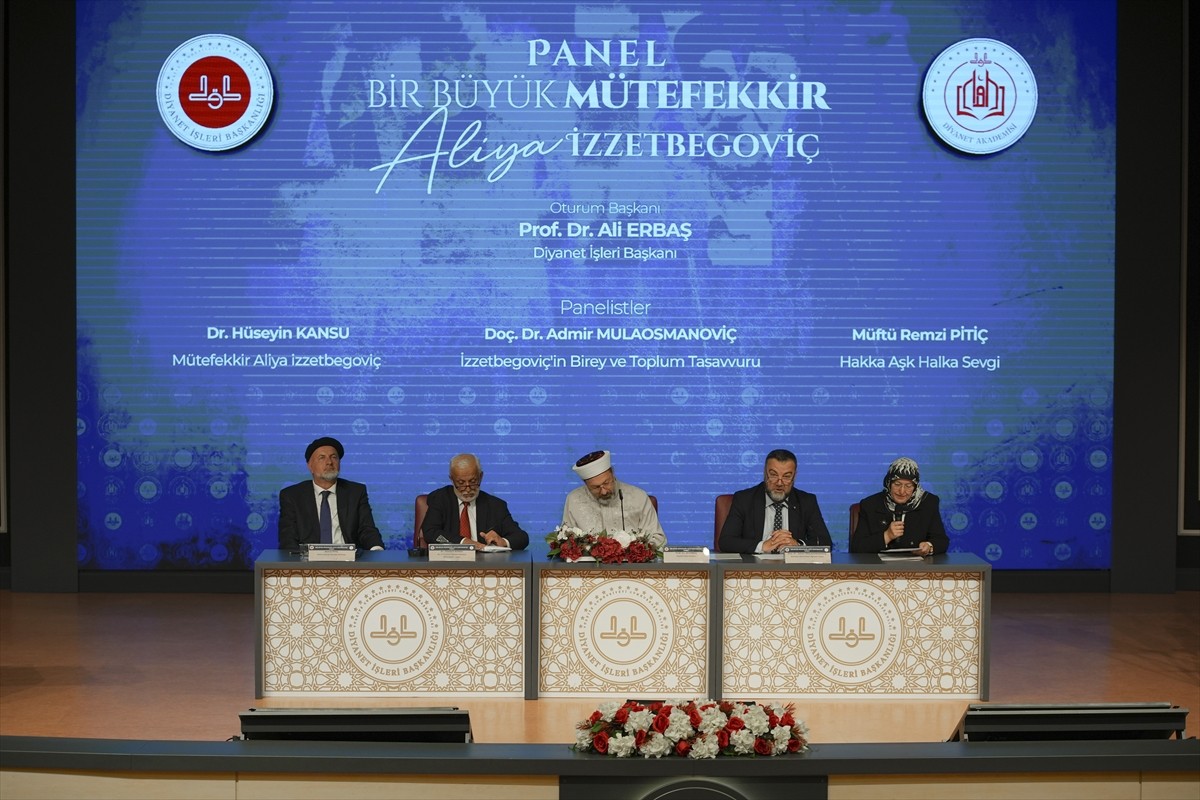 Diyanet İşleri Başkanı Erbaş, Aliya İzzetbegoviç'i Anlattı