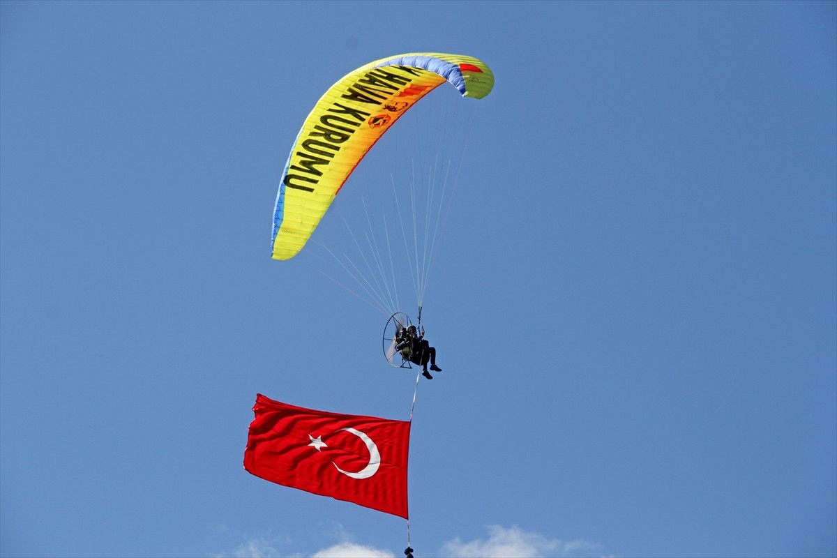 24. Uluslararası Ölüdeniz Hava Oyunları Festivali Fethiye'de Başladı