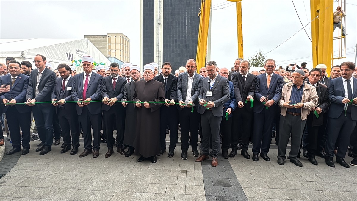 Bern'de Yeni Bir Dini Merkez: Darul Erkam Cami Açıldı