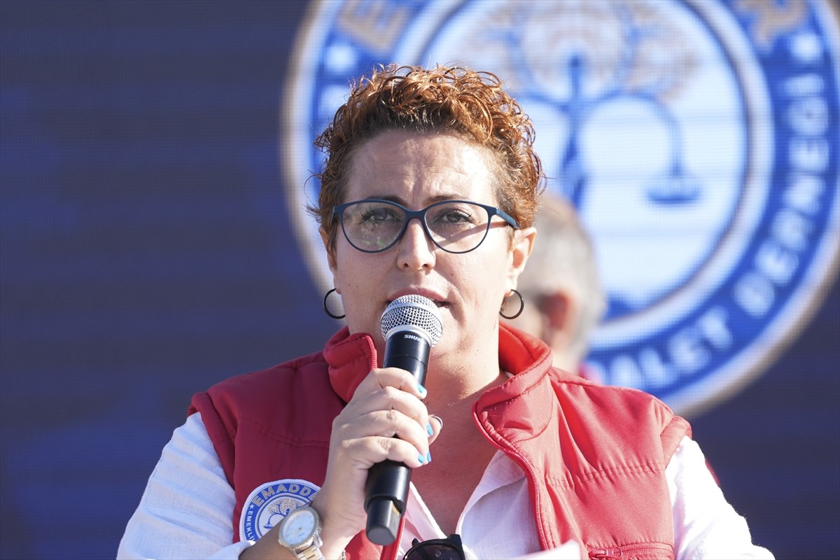 Kartal'da Kademeli Emeklilik İçin Miting Düzenlendi