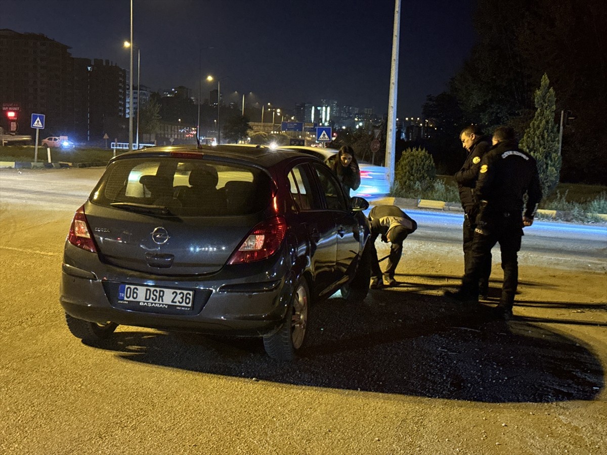 Kastamonu'da Polisin Takibinden Kaçarken Kaza Yapan Genç Yaralandı