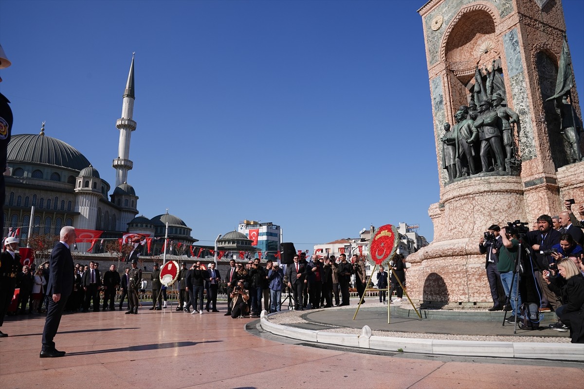 İstanbul'da Cumhuriyet'in 101. Yılı Coşkuyla Kutlandı