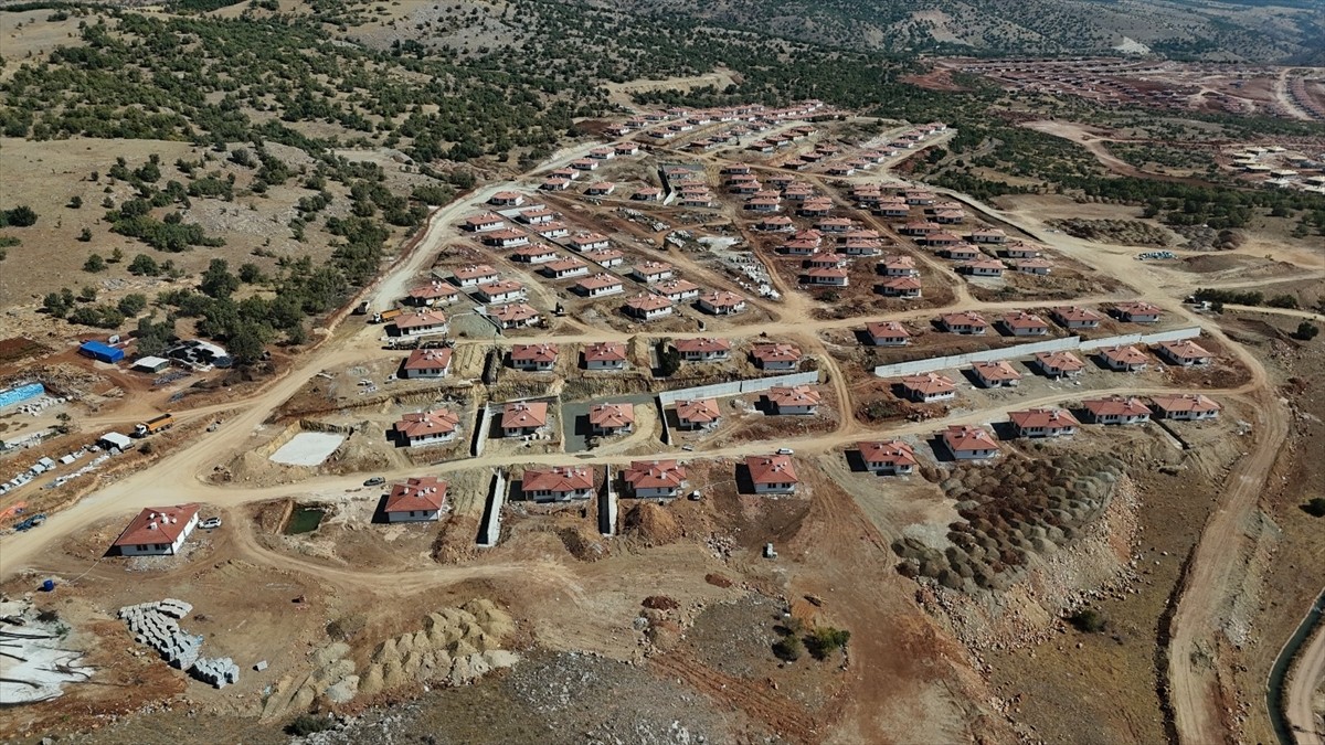 Malatya'da Yıl Sonuna Kadar 6 Bin Kırsal Konut Teslim Edilecek