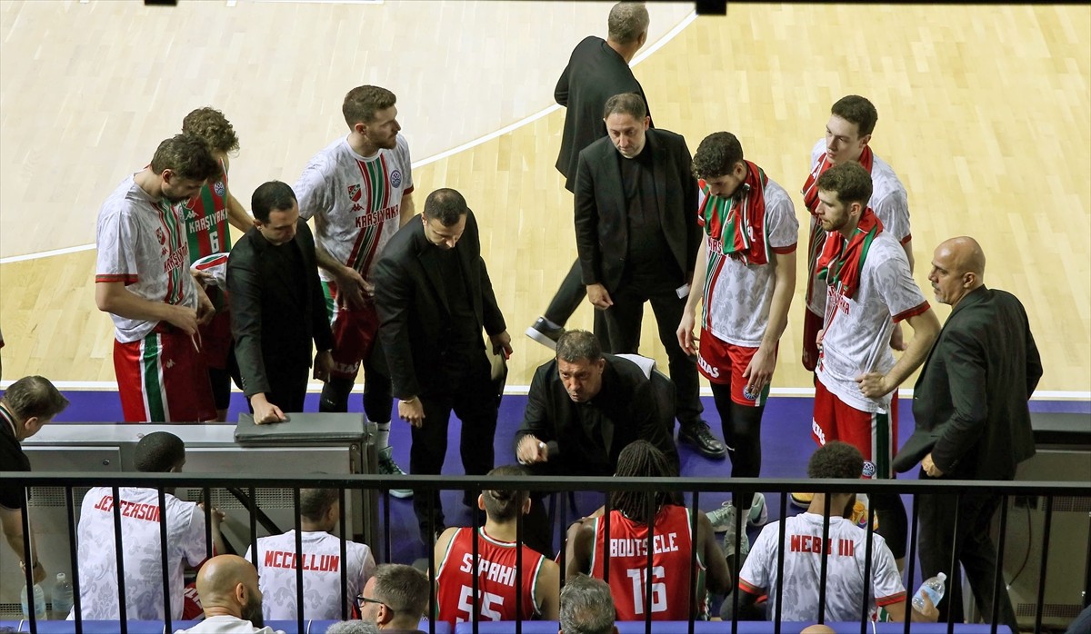 Karşıyaka Basketbol Takımı, Kolossos H Hotels'i Yendi