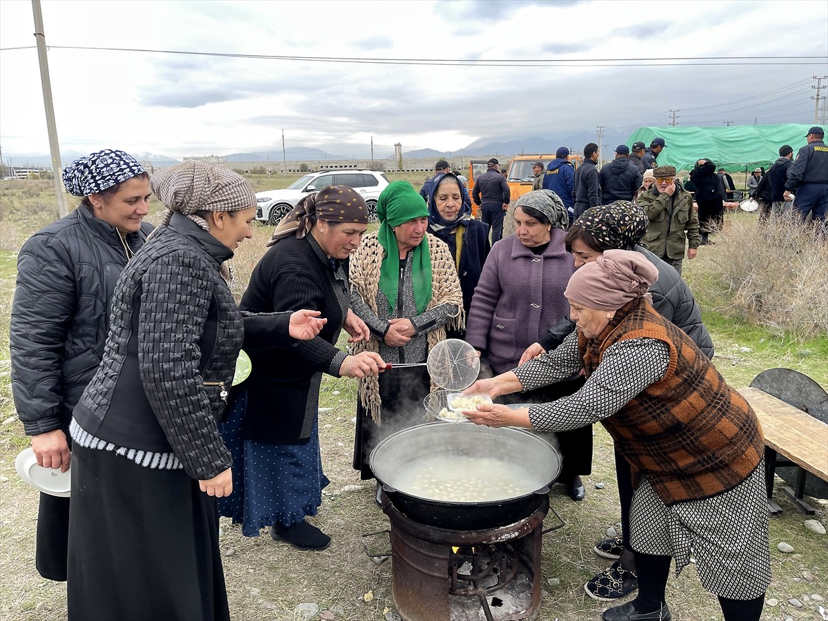 Ahıska Türklerinin Kırgızistan'a Gelişinin 80. Yılı Kutlandı