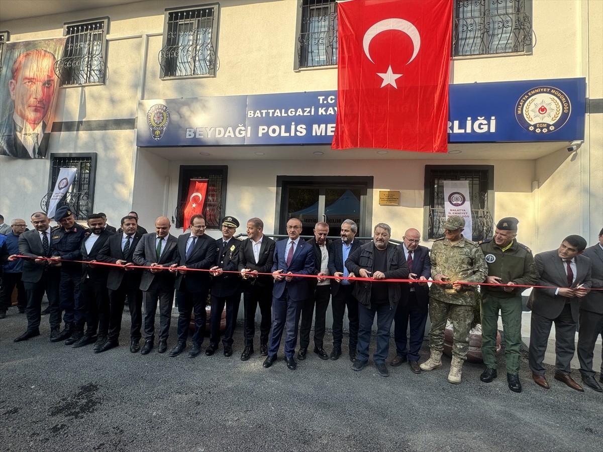 Malatya'da Yeniden İnşa Edilen Polis Merkezi Törenle Açıldı