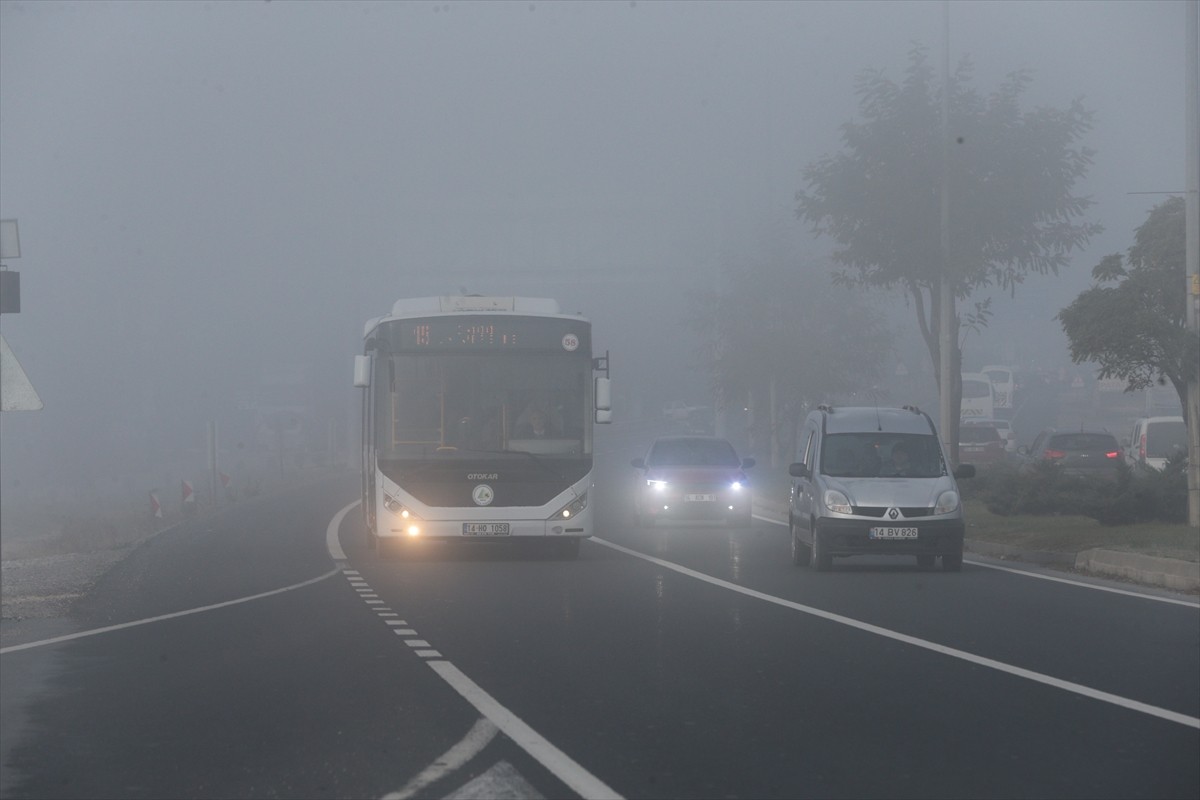 Bolu ve Düzce'de Etkili Sis Hava Koşullarını Olumsuz Etkiledi