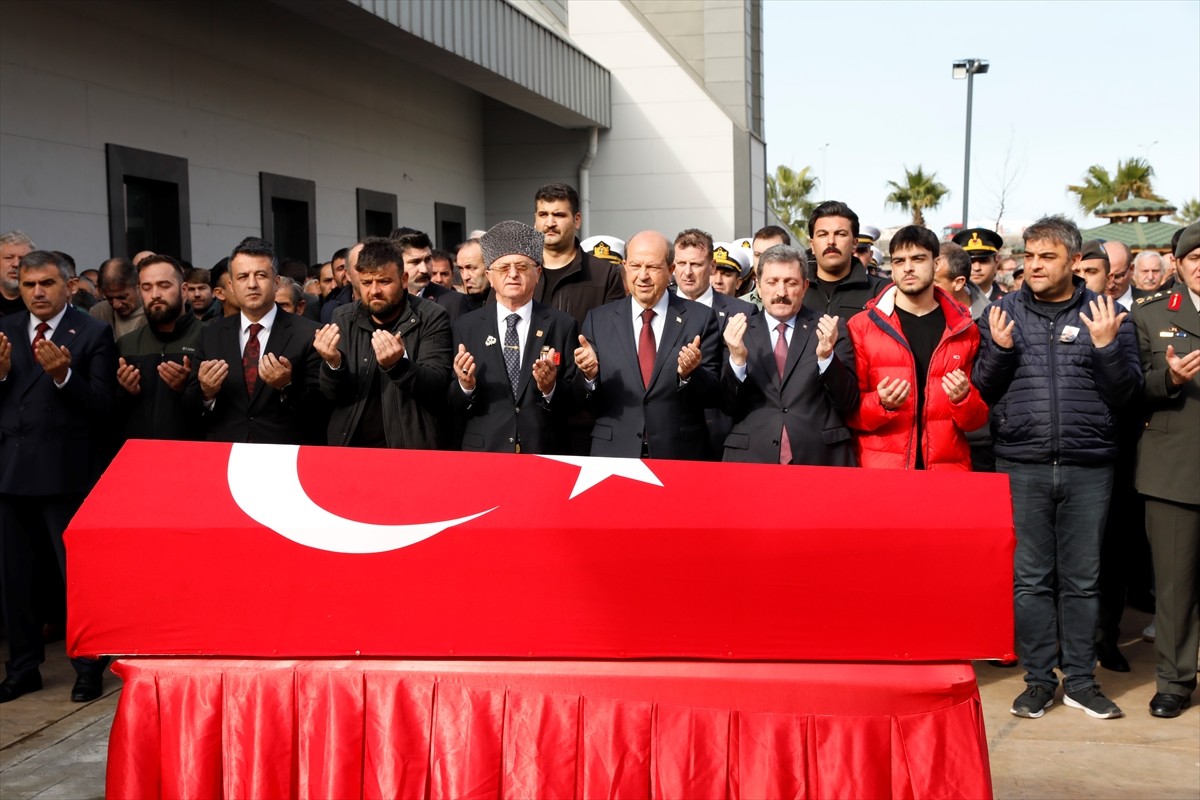 KKTC Cumhurbaşkanı Tatar, Kıbrıs Gazisi Musa Sarı'nın Cenaze Törenine Katıldı