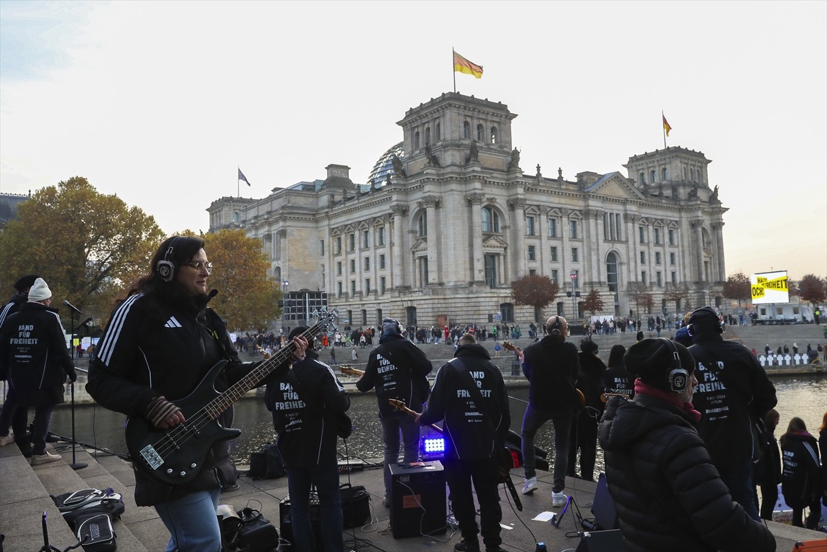 Berlin Duvarı'nın Yıkılışının 35. Yıl Dönümü Kutlamaları