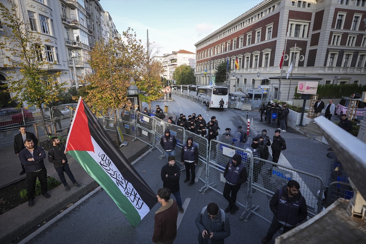 İstanbul'da Gazze İçin Protesto