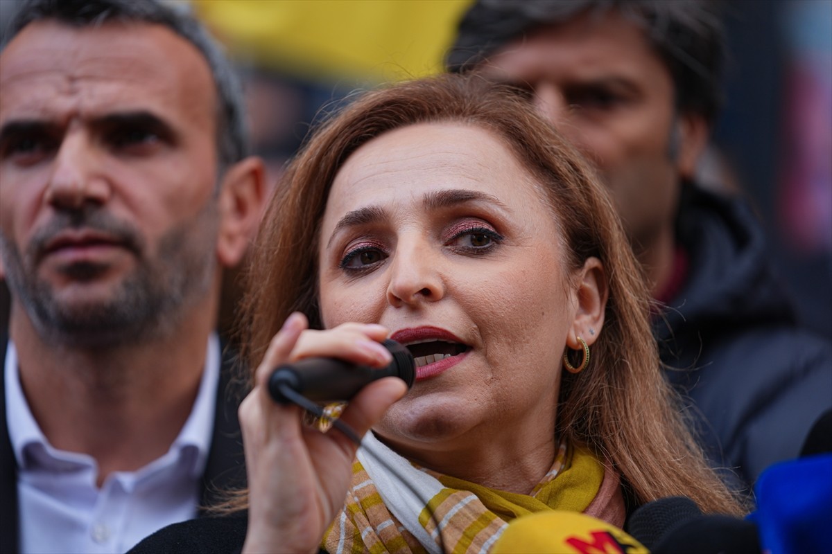 DEM Parti Sözcüsü Ayşegül Doğan, Sancaktepe'de Yerel Demokrasi Vurgusu Yaptı