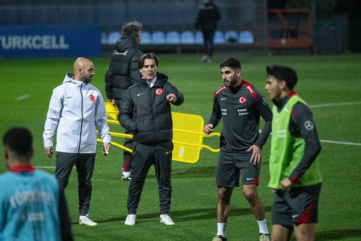 A Milli Futbol Takımı Galler Maçına Hazırlanıyor