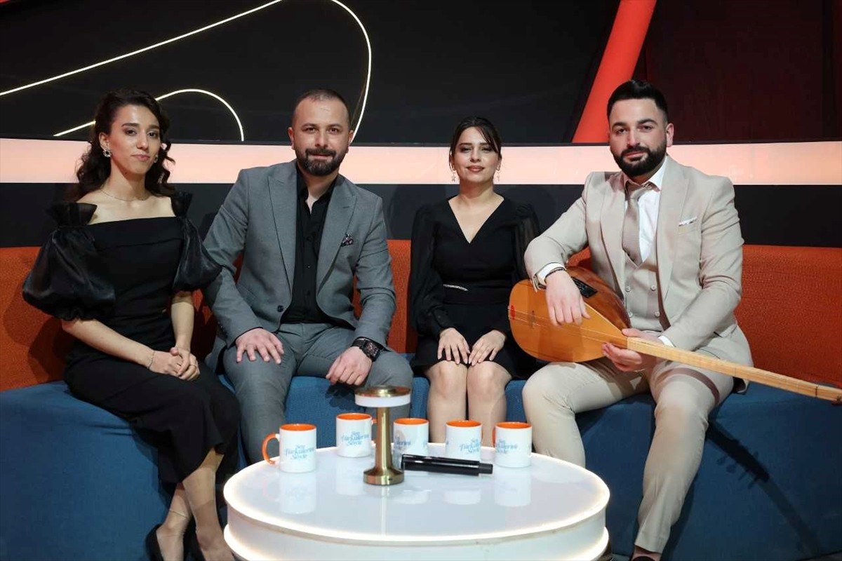 TRT'nin 'Sen Türkülerini Söyle' Yarışmasının Dördüncü Sezonu Başlıyor