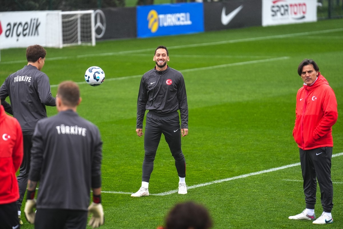 A Milli Futbol Takımı Galler Maçı Hazırlıklarını Tamamladı