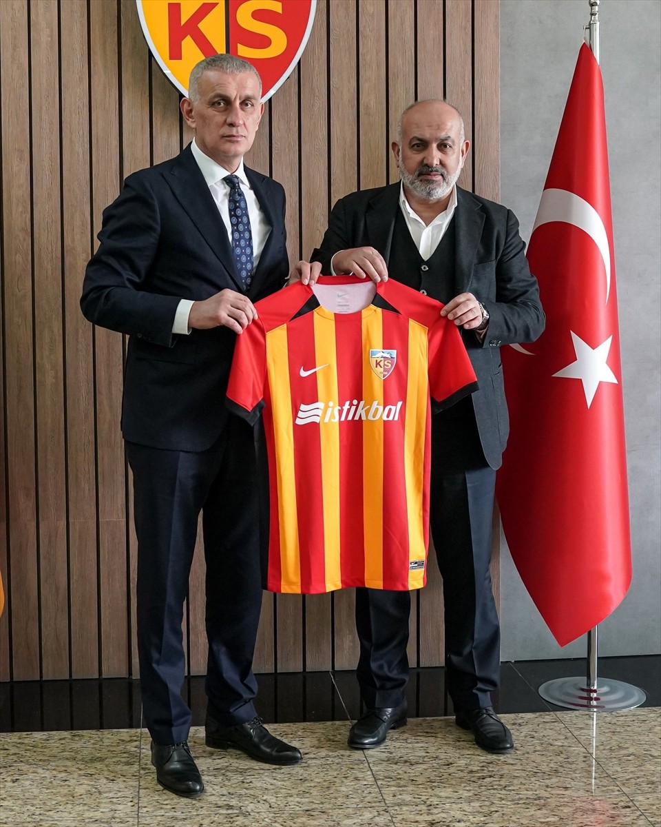 TFF Başkanı Hacıosmanoğlu Kayserispor'u Ziyaret Etti