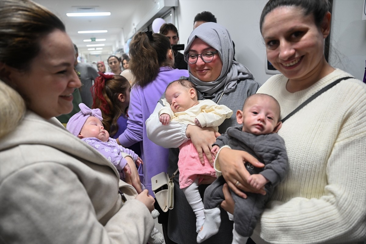 Cerrahpaşa Tıp Fakültesi'nde Prematüre Bebekler İçin Özel Etkinlik Düzenlendi