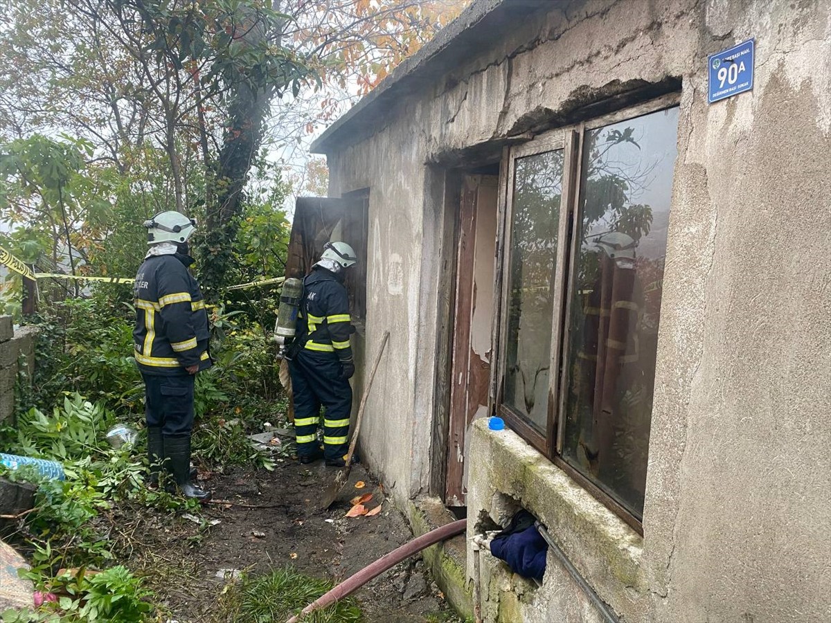 Zonguldak'ta Yangın Felaketi: 71 Yaşındaki Adam Hayatını Kaybetti