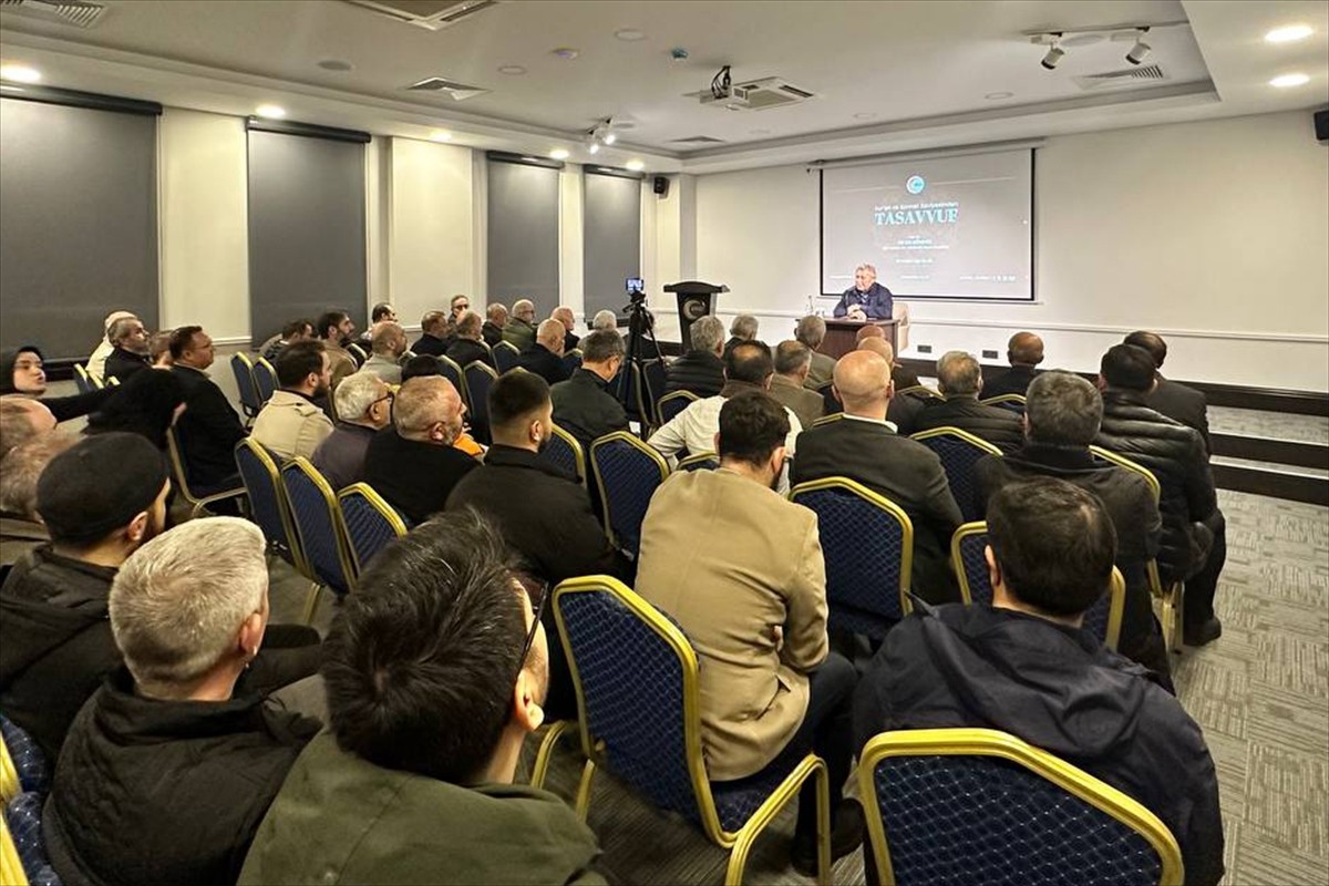 İstanbul'da Tasavvuf Konferansı Gerçekleştirildi