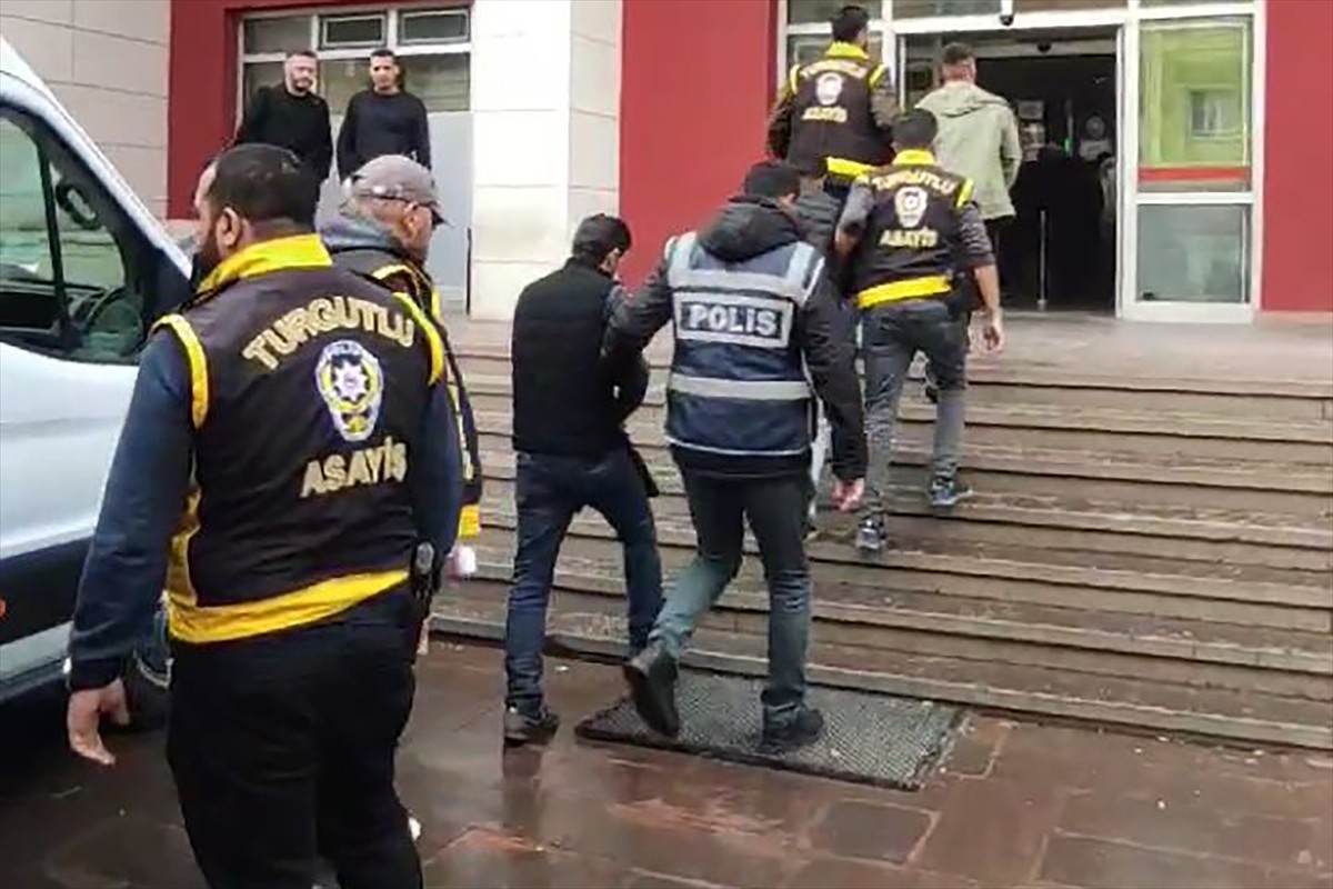 Manisa'da Silahlı Paylaşıma Tutuklama