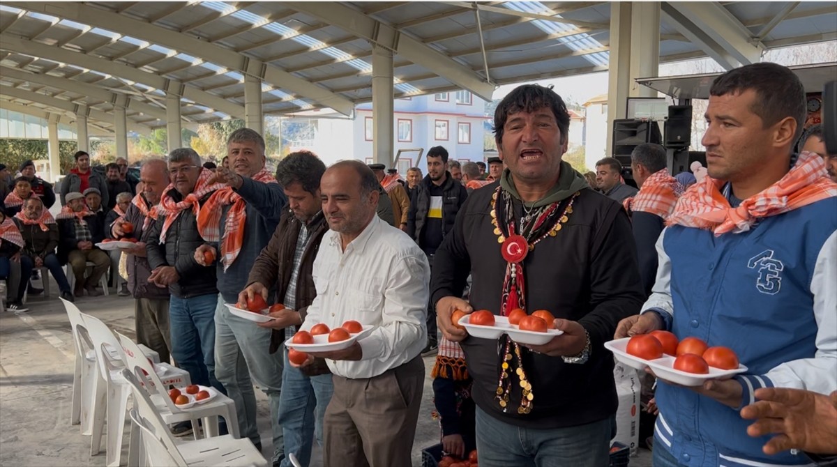 Kaş'ta Yörük Şenliği Coşkuyla Kutlandı