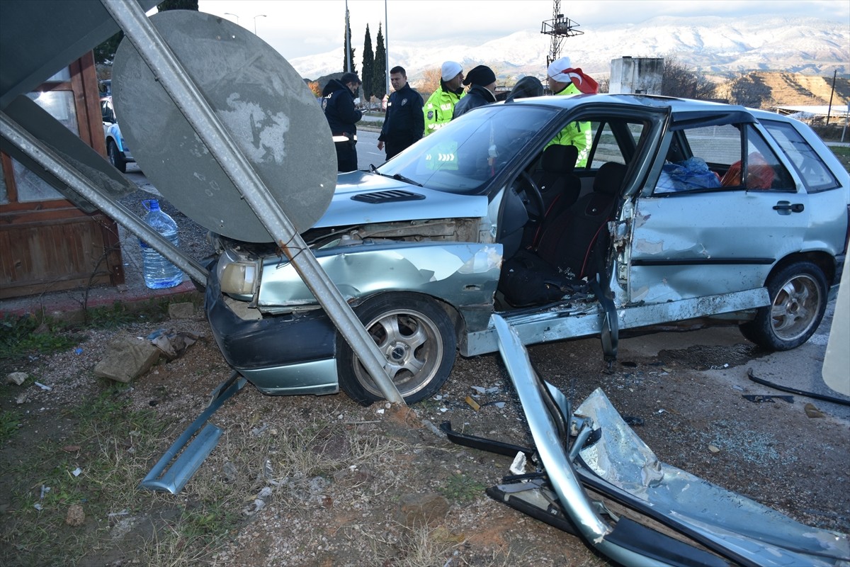 Sinop'ta Meydana Gelen Trafik Kazasında 5 Yaralı