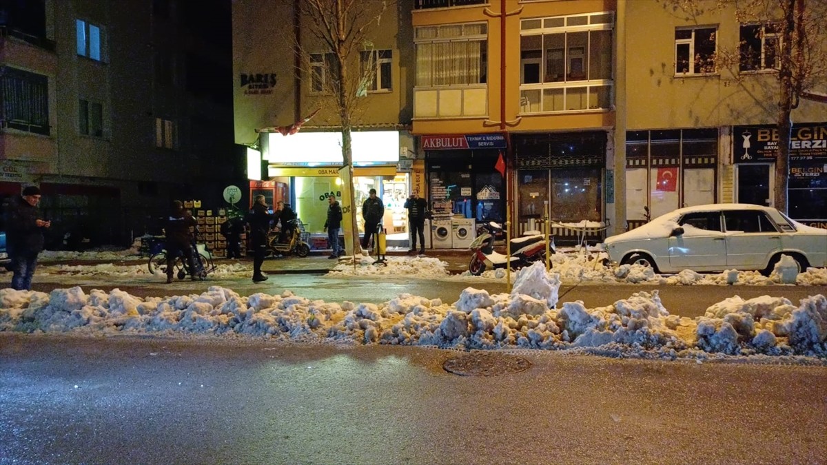 Seydişehir'de Silahlı Saldırı: Bir Kişi Yaralandı